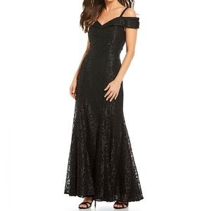 I wore to a red carpet 1 year ago. it doesn’t fit me, and I can’t return it